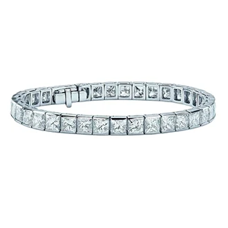 Теннисный браслет из белого золота