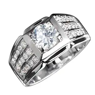 Перстень мужской золотой с бриллиантами