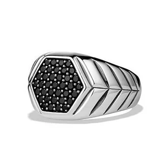 Мужской перстень с черными бриллиантами