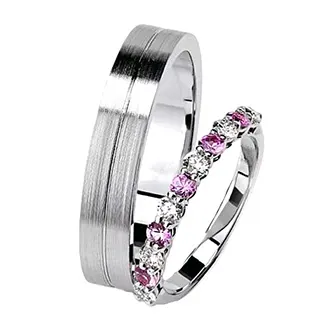 Обручальные кольца с розовым бриллиантами