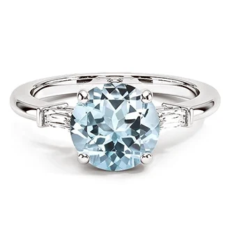 Кольцо с голубым бриллиантом